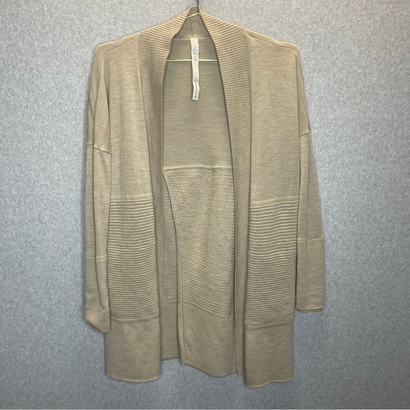 Lululemon Sit in Locus Wrap II Heathered Sandlot Merino Wool Cardigan - Picture 6 of 12